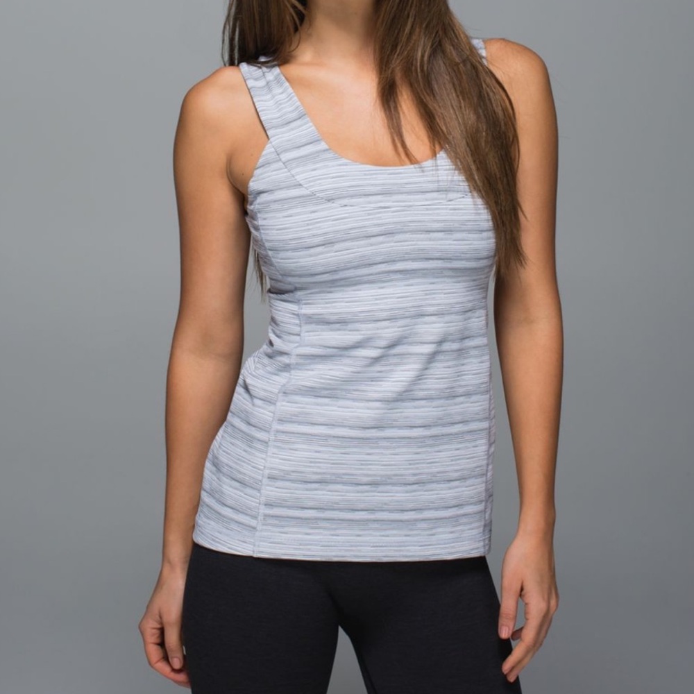 10 Lululemon Grey Scoop Back Tank Top Cyber Stripe White Silver Fox Bra Active